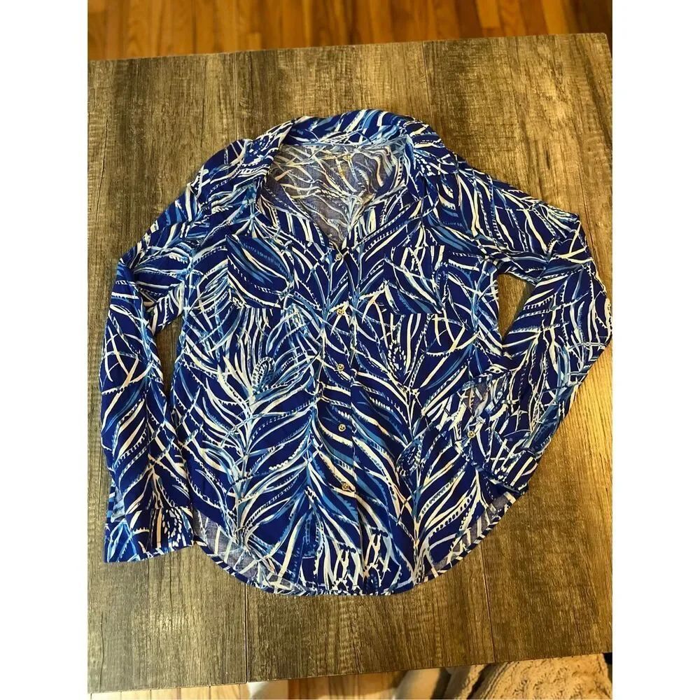 Lilly Pulitzer Seaview Button Down in Twilight Blue Early Riser Small
